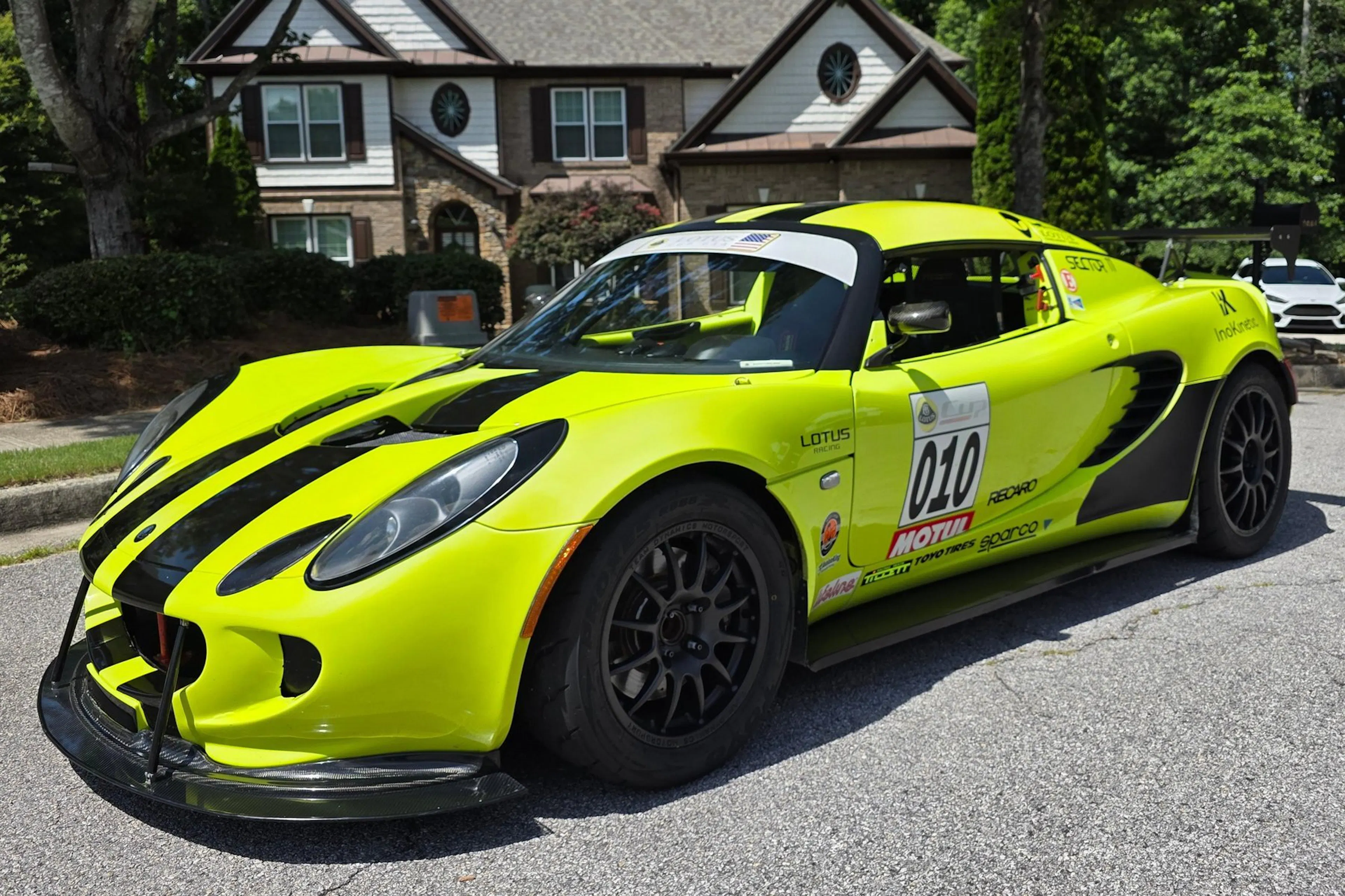 2005 Lotus Elise VIN SCCPC11105HL30893 | Hagerty Valuation Tools®